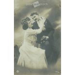 1910 - Romantic couple. Photo sheet, postcard. (2791010)