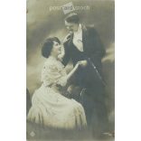 1910 - Romantic couple. Photo sheet, postcard. (2791011)