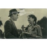 1955 - Mari Törőcsik and Imre Soós in the movie Körhinta (The Carousel). Photo sheet, postcard. (2791015)