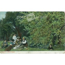   Budapest. Greetings from Cool Valley. Colored photo sheet, postcard. (2791072)