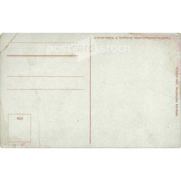 Traditional garment of Toroczkó. Photograph of a Transylvanian court photographer. Colored photo sheet, postcard. (2791080)