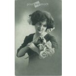 1913 - Romantic postcard. Photo sheet. (2791110)