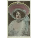 1905 - Miss Marie Studholme actress. With a plastic, mica surface.Colored photo sheet, postcard. (2791188)