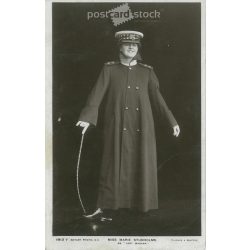   1905 - Miss Marie Studholme actress. Photo sheet, postcard. (2791190)