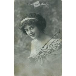 Romantic postcard, photo sheet. (2791195)