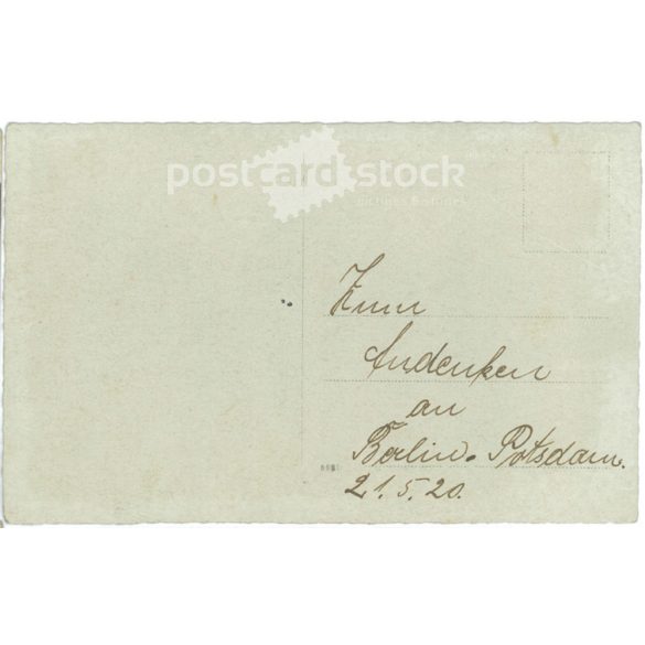 1920 - Men in a park, group photo. Photo sheet, postcard. (2791213)