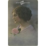 1913 - Romantic postcard. Colored photo sheet. (2791299)