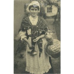   1930 - Brussels Dairy Series. Photo sheet, postcard. (2791345)