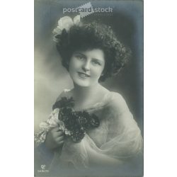 1911 - Romantic postcard, photo sheet. (2791378)