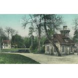 1906 - The Trianon monument in the Park of Versailles. Colored photo sheet, postcard. (2791382)