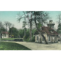  1906 - The Trianon monument in the Park of Versailles. Colored photo sheet, postcard. (2791382)