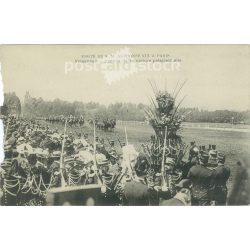   1904 - PParis. Visit of  Alphonse the 13th. Military inspection in Vincennes with the presidential carriage. Photo sheet, postcard. (2791502)