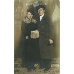 1940 - With love from Bandi. Colored photo sheet. (2791509)