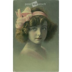1904 - Romantic postcard. Colored photo sheet. (2791516)