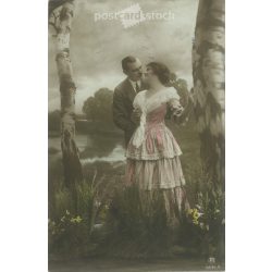 1918 - Romantic postcard. Colored photo sheet. (2791532)