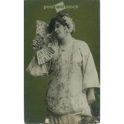   1906 - Romantic postcard. Black and white photo sheet. (2791582)