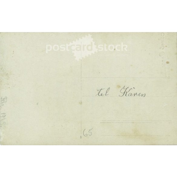 1923 - Presumably a photograph of a German ship captain. Black and white photo sheet, postcard. (2791591)