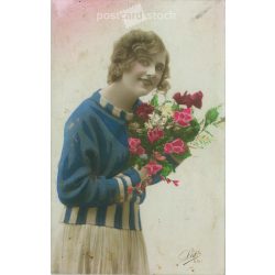1925 – Romantic postcard. Colored photo sheet. (2791668)