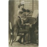 1915 - Romantic postcard. (2791693)