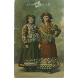   1910 - Folk costume of Mezőkövesd. Colored photo sheet, postcard. (2791710)