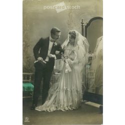 1906 - Romantic postcard. Colored photo sheet. (2791718)