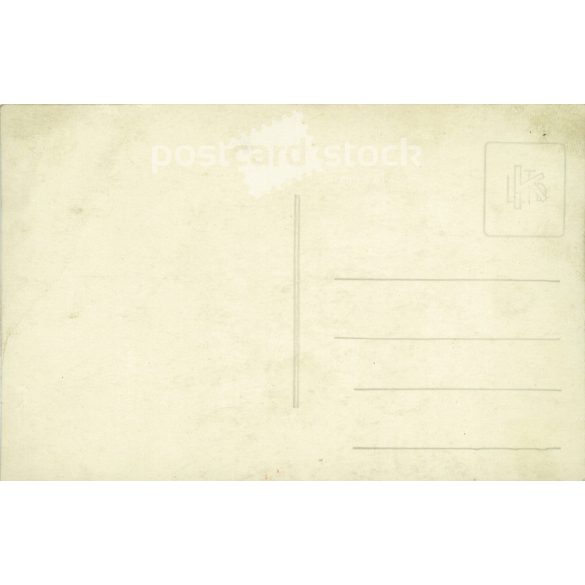 Sisters. Romantic postcard. Colored photo sheet. (2791767)