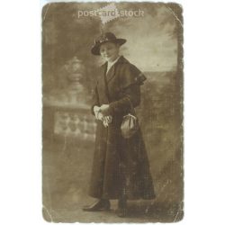 1916 - Margit Tischler. Postcard, photo card. (2791178)