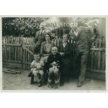 1933 - Family photo. (2791793)