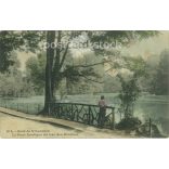 1910 - Lake Minimes in Paris. Postcard, colored photo sheet. (2791860)