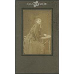   Full length portrait of young woman in elegant embroidered dress. Cabinet photo / hardback photo / business card. (2791880)