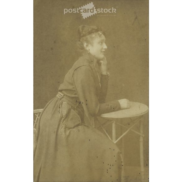 Full length portrait of young woman in elegant embroidered dress. Cabinet photo / hardback photo / business card. (2791880)