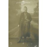1914 - K.u.K. soldier, full length, studio photo. Delivered by camp mail. Postcard, photo sheet. (2791895)
