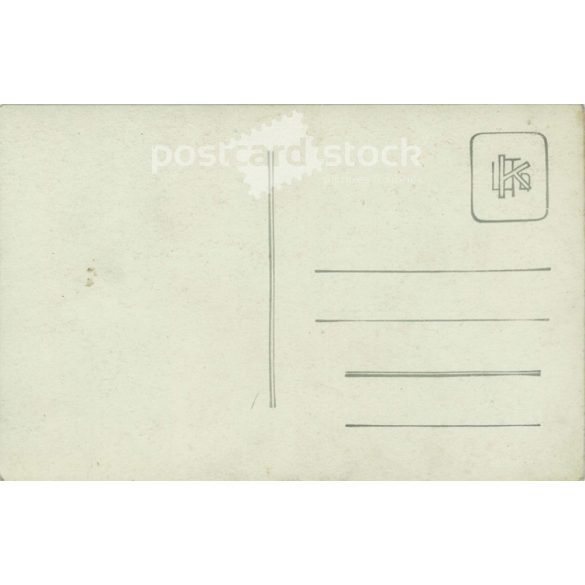 „Benefits of owning a car”. 1940s. Postcard, photo sheet. (2791929)