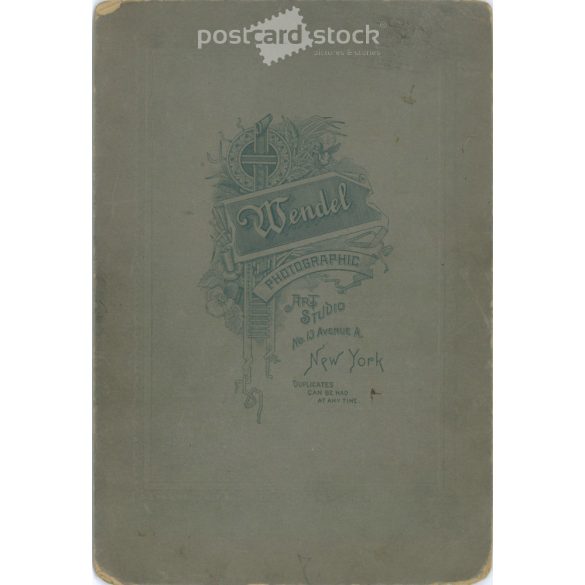 Studio photo of a talented young man in full length. New York. Cabinet photo / hardback photo / business card, CDV photo taken in Wendel’s photo studio. (2791952)
