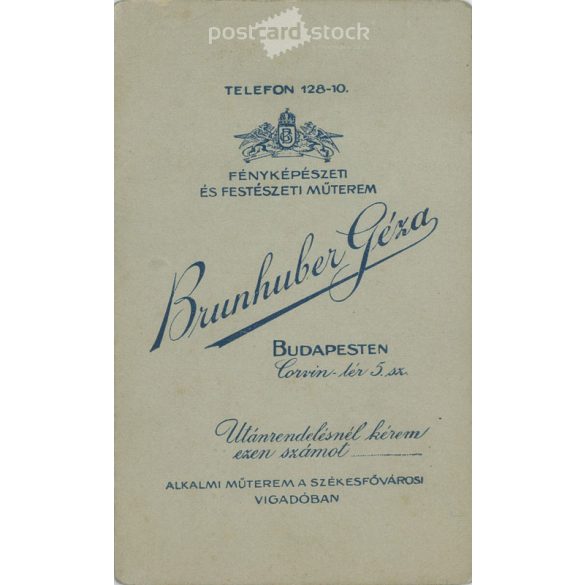 Cabinet photo taken in Géza Brunhuber’s photo studio in Budapest. Artistic portrait photo of young man in elegant suit and tie.  Cabinet card / CDV photo / hardback photo. (2791961)