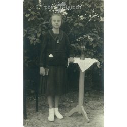   1937 – Photograph of a first communion girl. Original paper image. Postcard, photo sheet. (2791970)