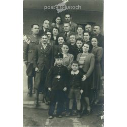   1943 - Christmas gathering at Veronka. Casual group photo. Original paper image. Postcard, photo sheet. (2791980)