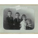 Cabinet photo taken in Herz Henrik’s photography studio. Budapest. Four brothers, like organ whistles.  Cabinet card / CDV photo / hardback photo. (2791983)