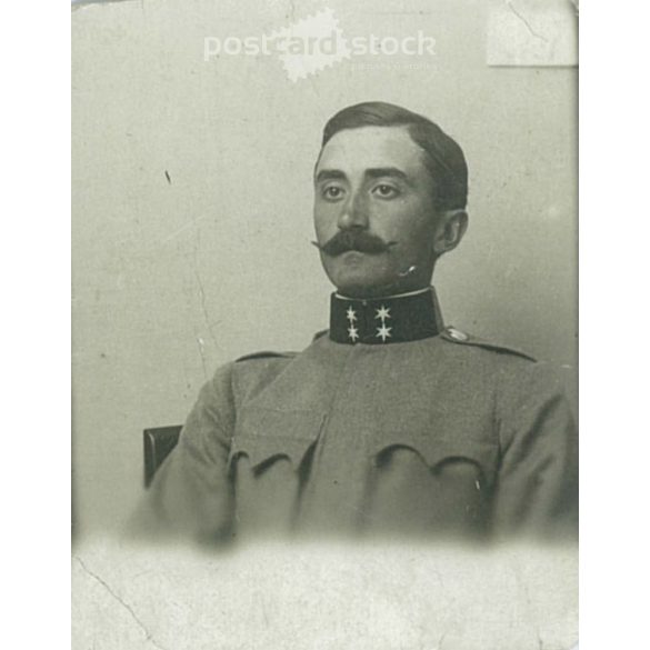 Photo of young officer. Original small paper image. (2792011)