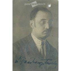   Portrait photo of young man. Original, small ID picture, paper picture. (2792013)