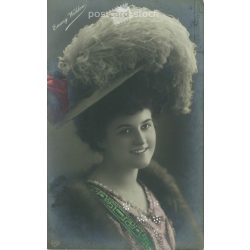   1908 - German silent film actress Emmy Wehlen. Hat fashion. Colored photo sheet, postcard. (2792047)