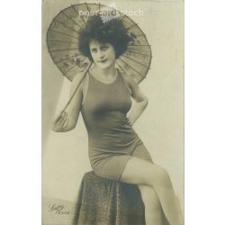   1928 - Full-length photo of a young woman from Siófok, in a contemporary, elegant bathing suit with a parasol. Original paper image. Postcard, photo sheet. (2792050)