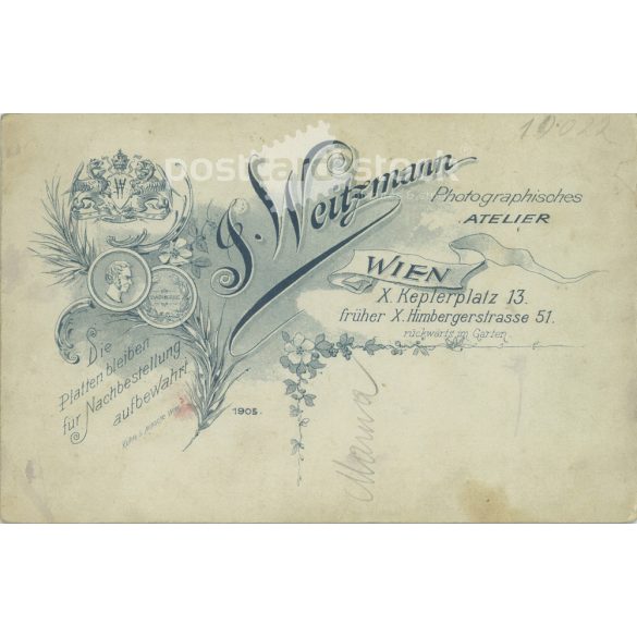 1905 - Weitzmann photographic studio, Vienna. Full-length wedding photo of a young couple. Colored  Cabinet card / CDV photo / hardback photo. (2792100)