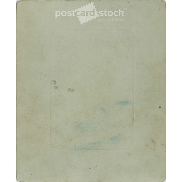 Early 1900s. Gyula Váradi photography studio, Hódmezővásárhely. Half-length studio photo. Middle-aged man in fancy dress. Original paper image. (2792109)