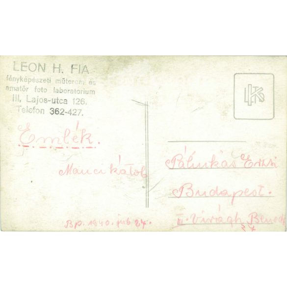 1940 - Full-length, studio photo of a young girl. Produced by Leon H. Fia’s photography studio. Black and white photo sheet, postcard. (2792133)