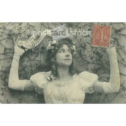   1931 - French, romantic postcard. Black and white photo sheet. (2792144)