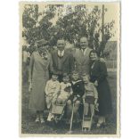 1933 - Three generations, the big family together. A garden photo where everyone is happy. (2792163)