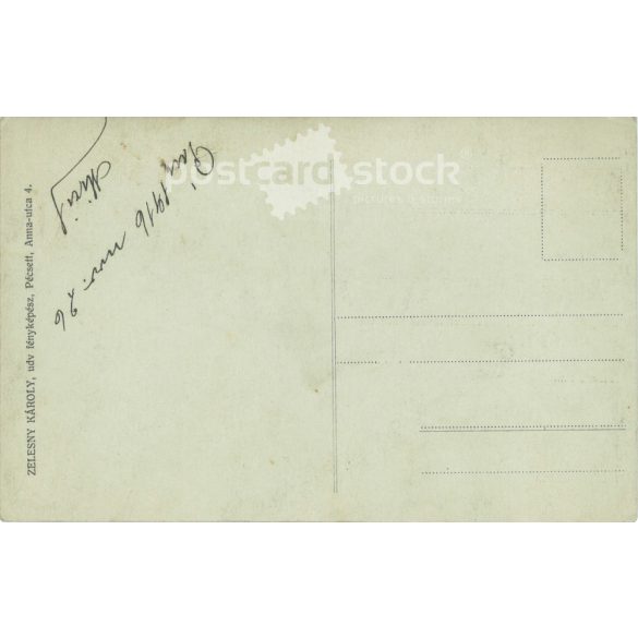 1916 - Photo of a young woman taken in the photography studio of Károly Zelesny, taken in Pécs. Black and white photo sheet, postcard. Gelatin silver. (2792168)