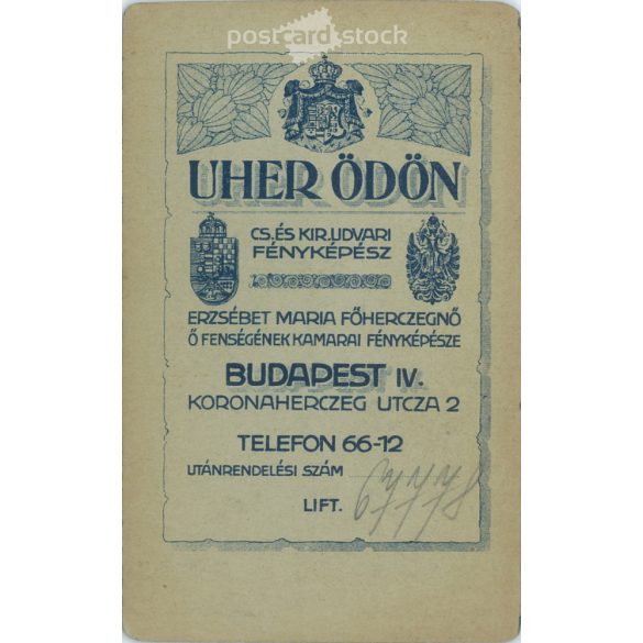 1922 - Studio portrait of a young woman. Produced by Ödön Uher’s photography studio in Budapest.  Cabinet card / CDV photo / hardback photo. (2792191)