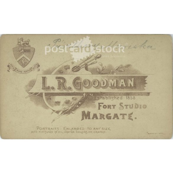 Late 1800s - Mariska Pászthory’s studio photo. Produced by the photographic studio of L. R. Goodman.  Cabinet card / CDV photo / hardback photo. (2792207)